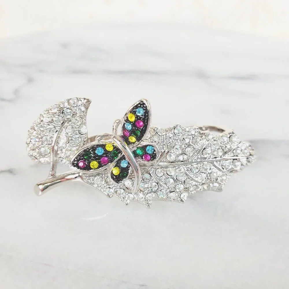 Crystal Butterfly on Leaf Two Finger Ring‎